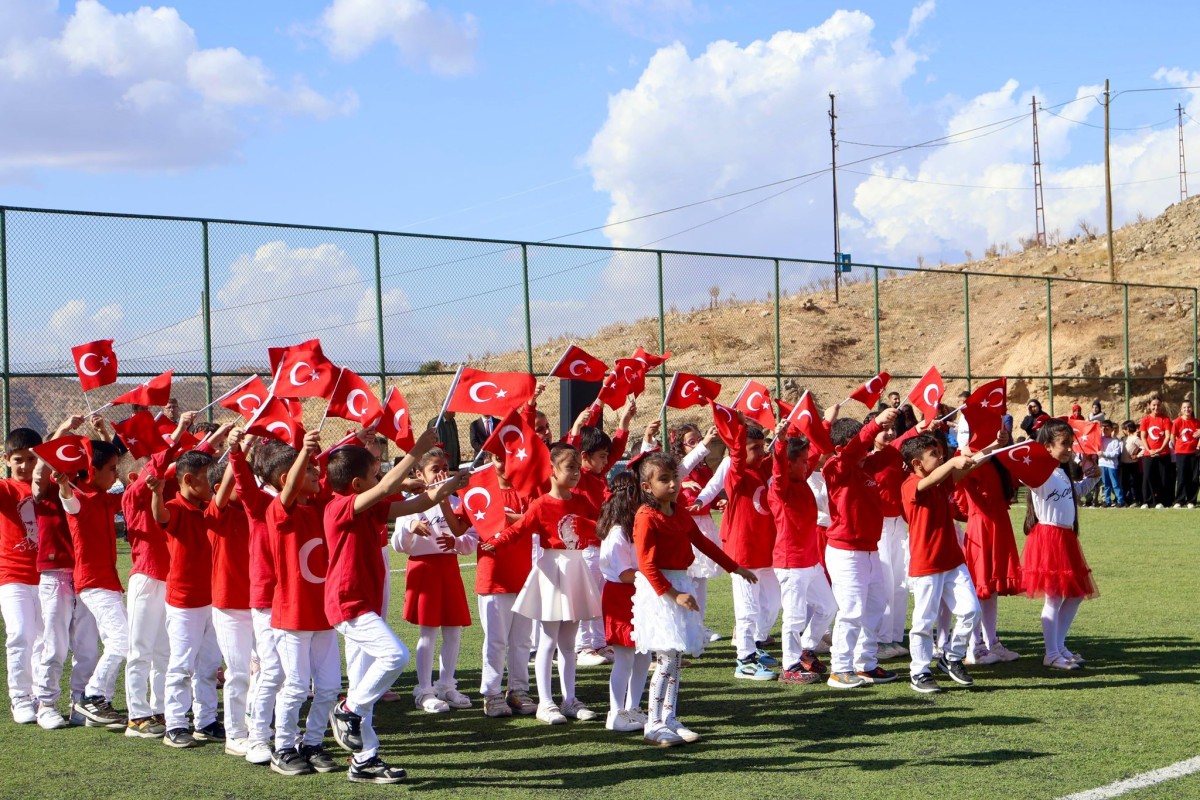 Pütürge'de Birlik ve Gurur İçinde Cumhuriyet Kutlaması
