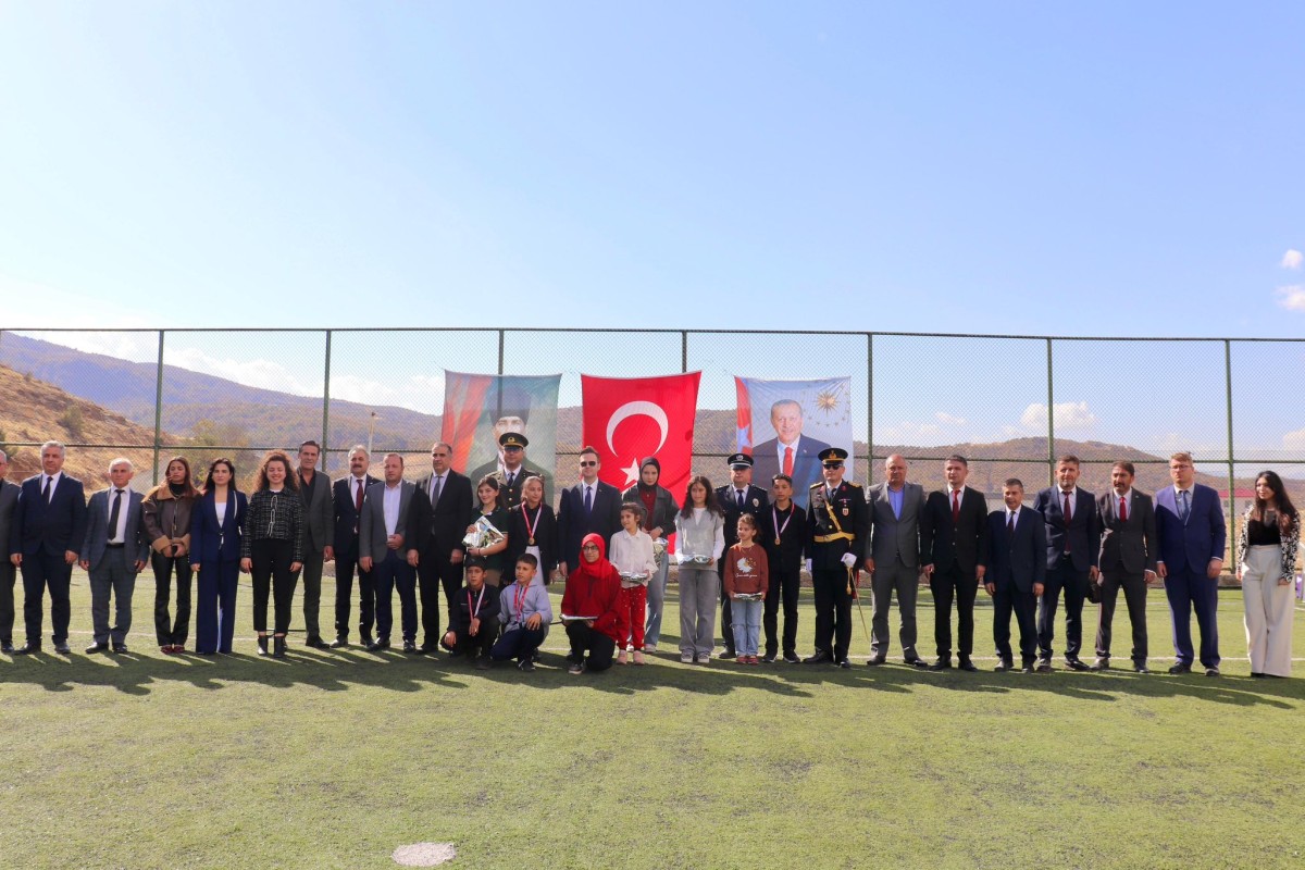 Pütürge'de Birlik ve Gurur İçinde Cumhuriyet Kutlaması