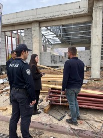 Doğanyol'da Kaymakamı Nas'tan Camii ve Çok Amaçlı Salon İnşaatlarına İnceleme  