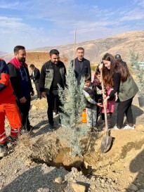 Doğanyol’da “Şahidimiz Toprak, İmzamız Fidan” Kampanyasına Yoğun Katılım