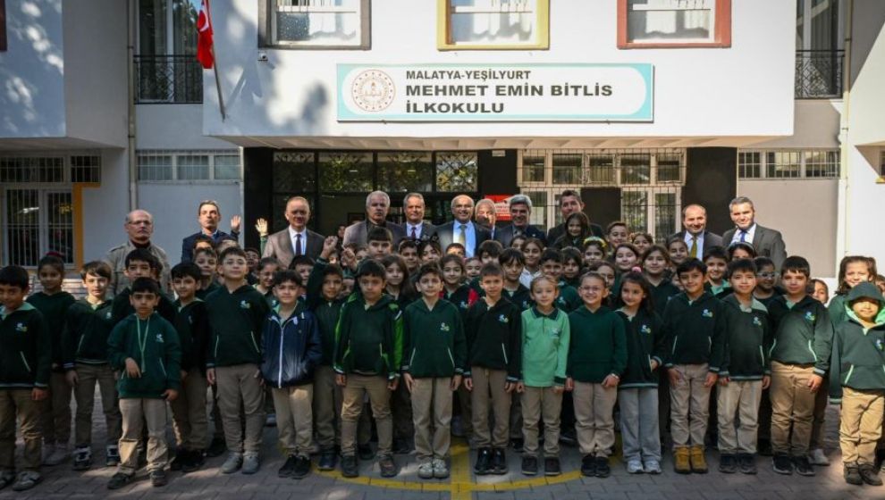 Büyükşehir’den 10 Bin Öğrenciye Eğitim Desteği