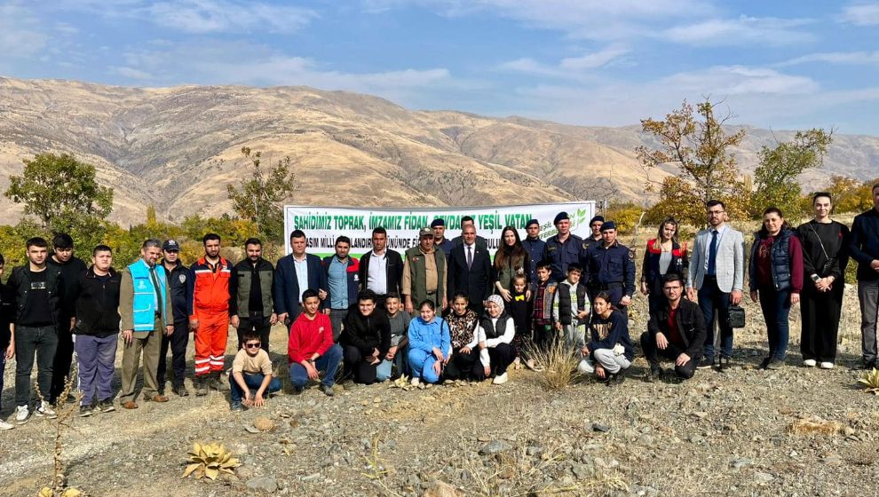 Doğanyol’da “Şahidimiz Toprak, İmzamız Fidan” Kampanyasına Yoğun Katılım