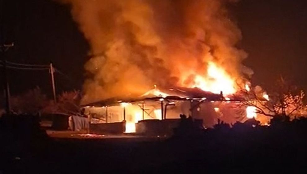 Evi Yanarken Kaza Yaptılar!