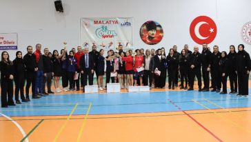 Gençler Badminton İl Birinciliği Yapıldı 