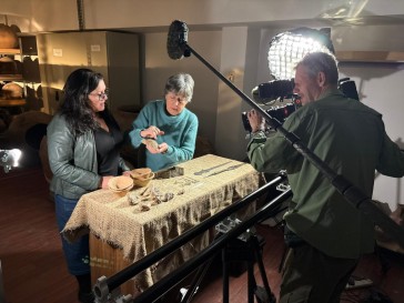 İngiliz tarihçi Profesör Bettany Hughes ve ekibi Malatya'da çekimler yaptı