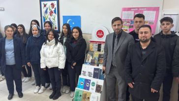 Müftülükten Okullara Kitap Standı 