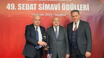 Sağlık Bilimleri Ödülü Prof. Dr. Sezai Yılmaz'a Takdim Edildi
