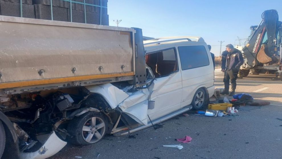 Malatya - Akçadağ Yolunda Korkunç Kaza: 3 Ölü