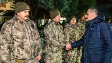 Suriye’ye giden Özel Harekat personeli uğurlandı 