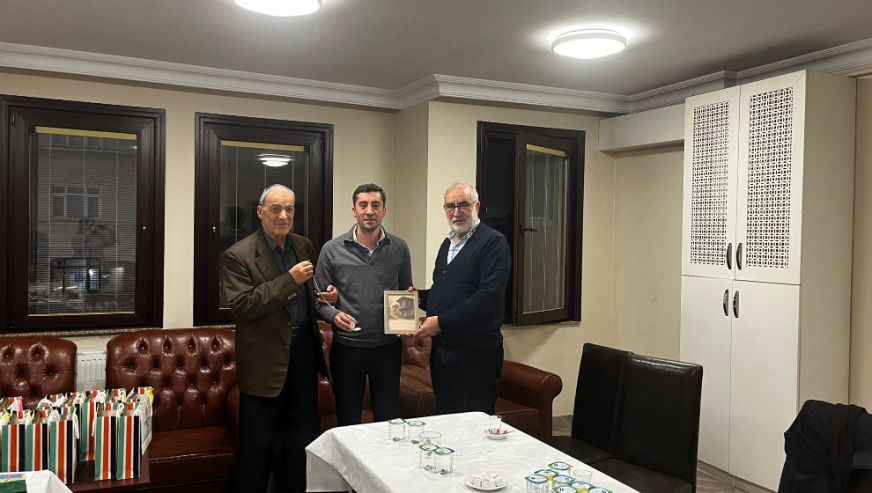 PDEV Yönetiminden Vefa Katkısına Anlamlı Hediye...