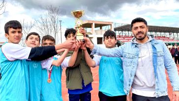 Doğanyol'un İlk Atletizm Takımı İl İkincisi Oldu