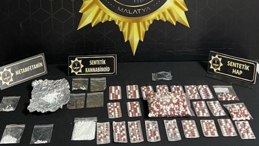 Geniş kapsamlı uyuşturucu operasyonunda 8 tutuklama