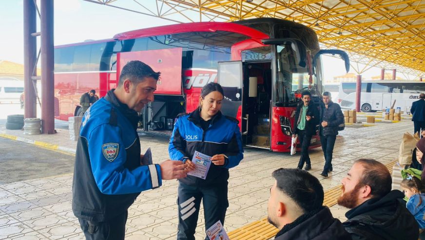 MAŞTİ'de Bayram Hareketliliği: Toplum Destekli Polisler Vatandaşları Bilgilendirdi