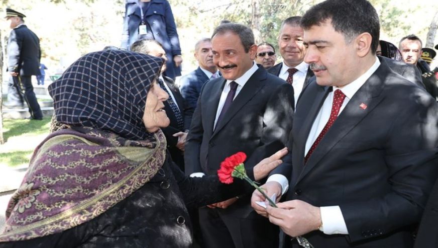 Vasip Şahin'in Pütürge'de Unutamadığı Anı: 75 Yaşındaki Amcanın Helallik Mesajı