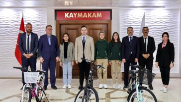 Pütürge Kaymakamlığı LGS Başarısını Ödülle Taçlandırdı