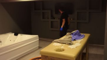 Masaj Salonları Operasyonunda 4 Kişi Tutuklandı
