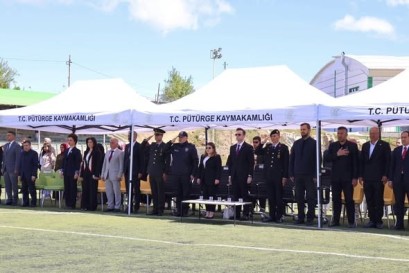 Pütürge'de 19 Mayıs Coşkusu: İlçe Stadyumu Renkli Görüntülere Sahne Oldu