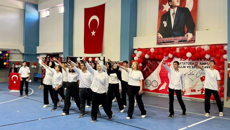 Doğanyol'da 19 Mayıs Coşkusu: Gençlerin Gösterileri İlgiyle İzlendi